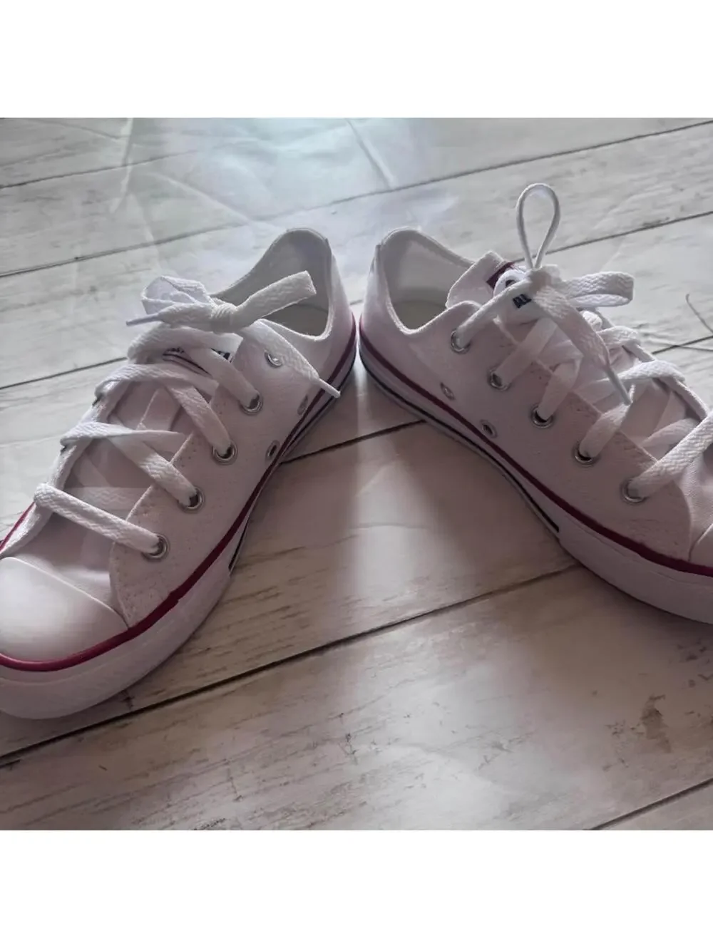 Converse white yukon